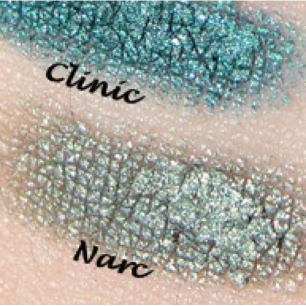 Urban Decay 24/7 Glide On Shadow Pencil Eyeshadow Stick Narc Metallic Green